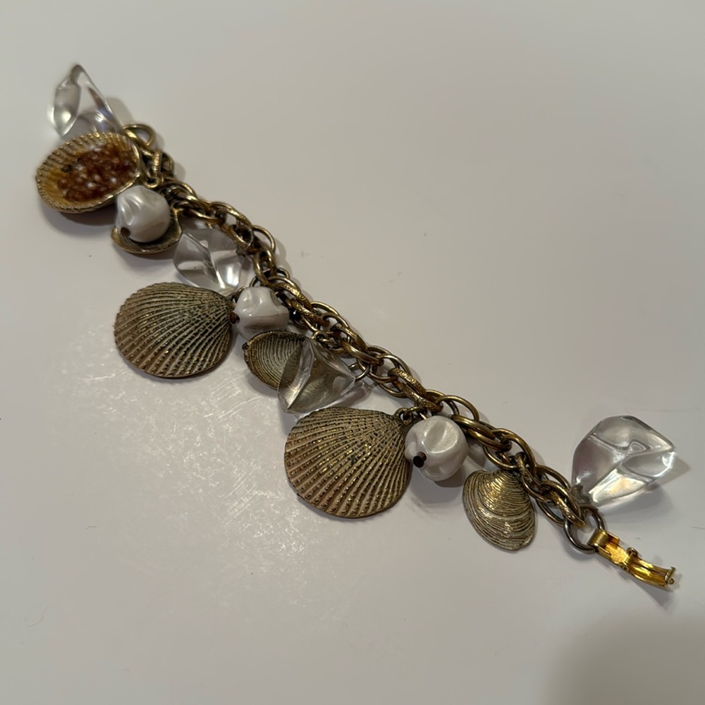 Vintage Seashell Charm Bracelet